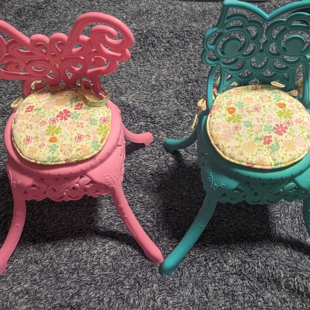 American Girl Wellie Wishers Garden Party Chairs